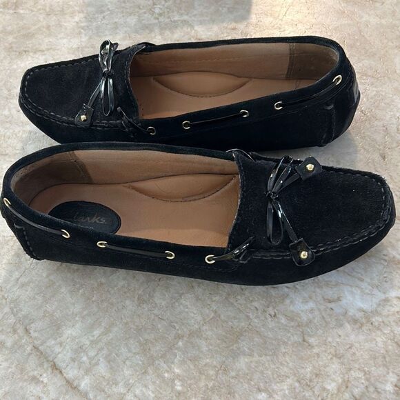 Clarks Black Suede Driving Loafers - Picture 3 of 7